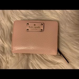 Small Kate Spade zippered bifold wallet